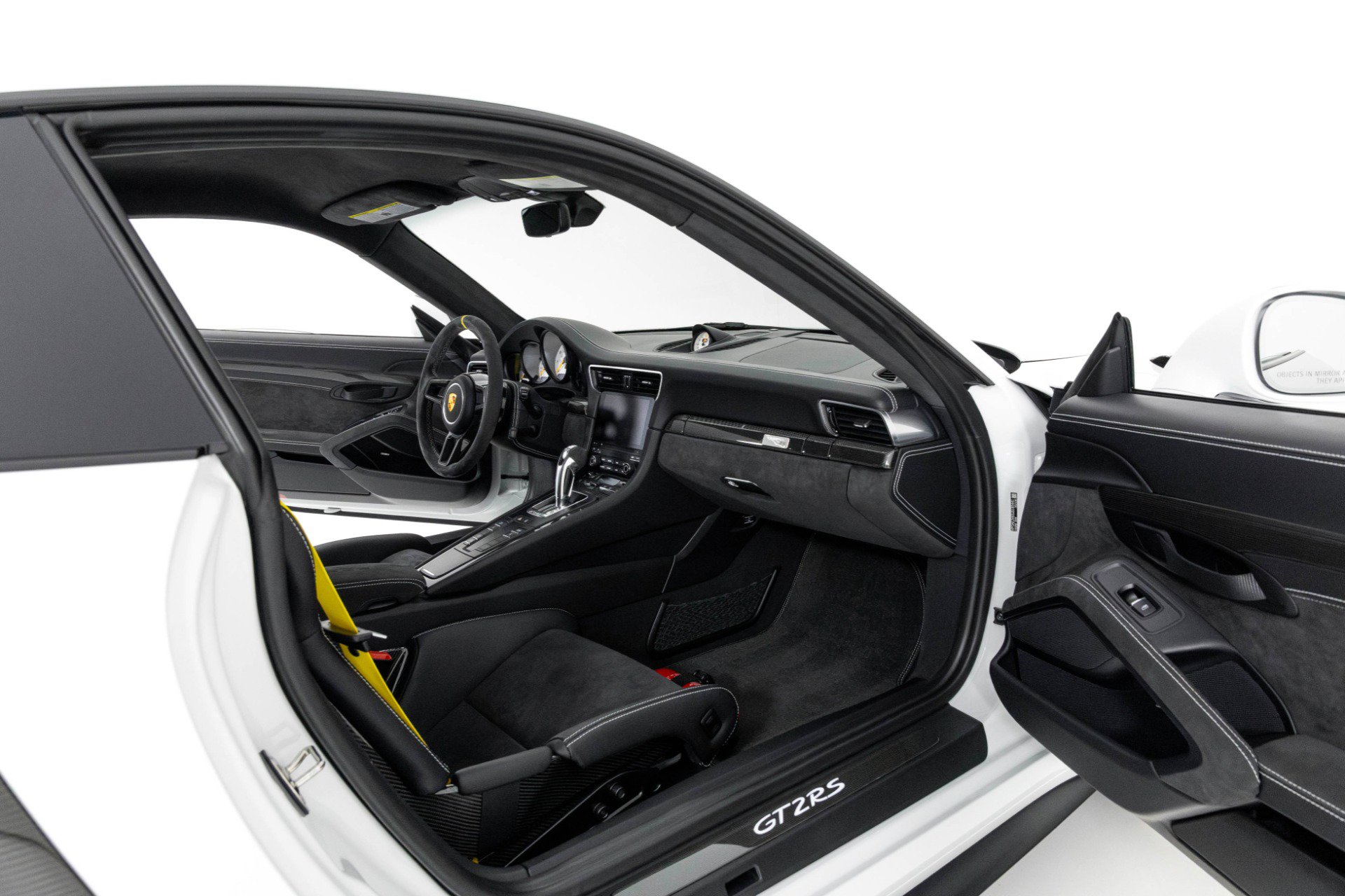 Used 2018 Porsche 911 GT2 RS image 33