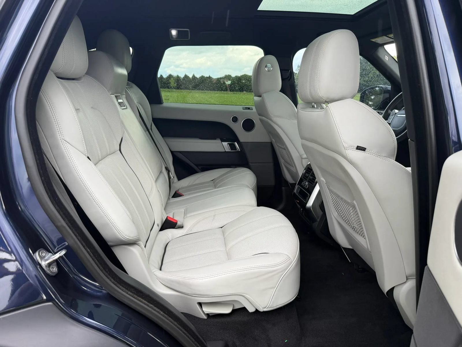 Used 2016 Land Rover Range Rover Sport HSE AWD/4WD image 59