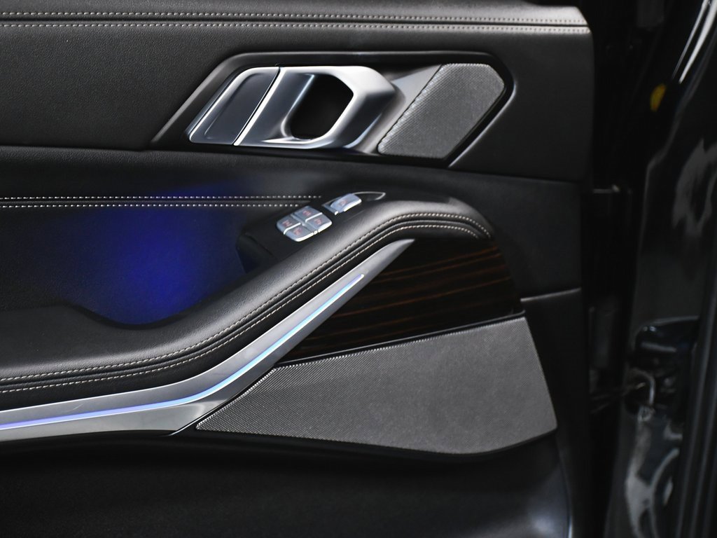 Used 2024 BMW X7 xDrive40i image 13