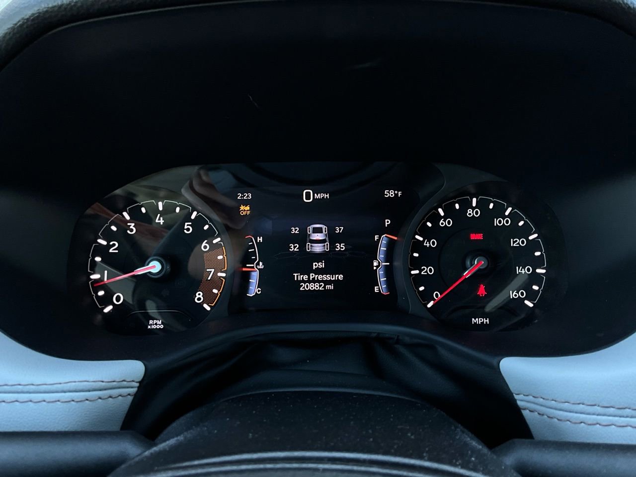 Used 2025 Jeep Compass Limited image 40