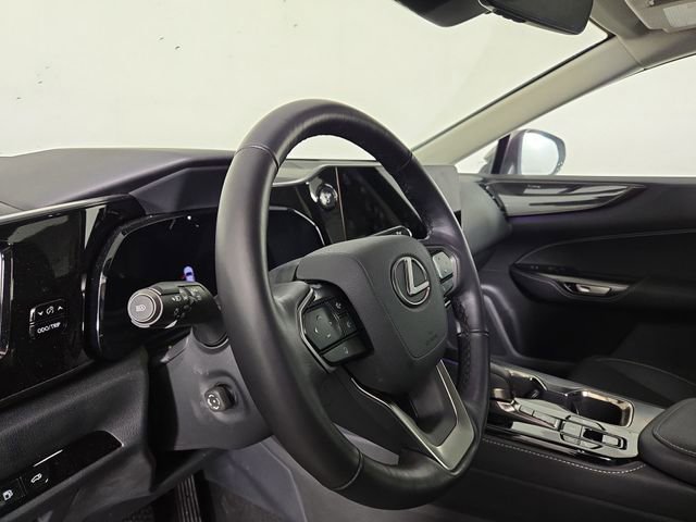 Used 2025 Lexus NX 350h AWD w/ Premium Package image 16