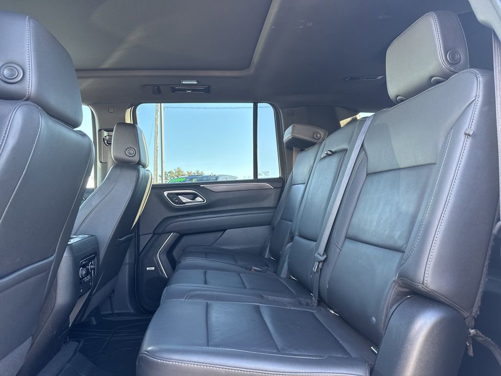 Used 2022 Chevrolet Suburban Z71 image 20