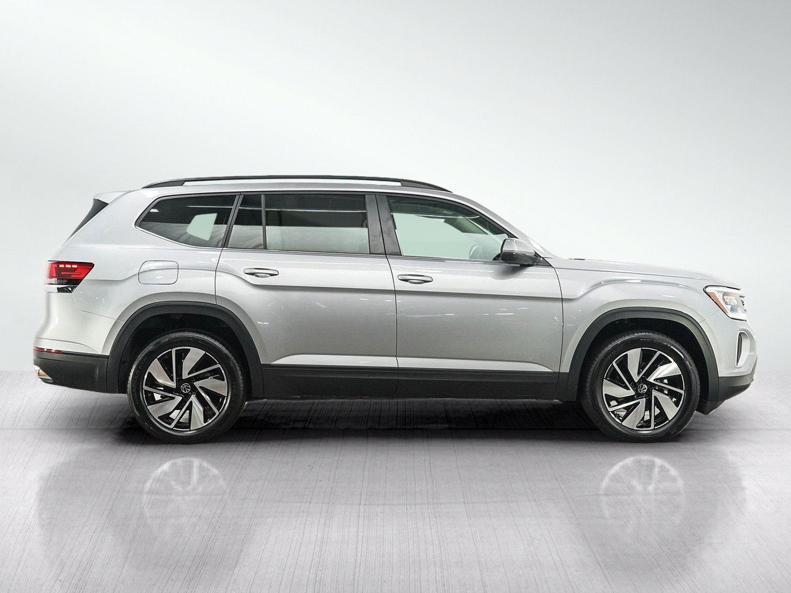 Used 2026 Volkswagen Atlas SE AWD/4WD image 6