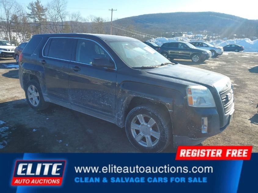 Used 2013 GMC Terrain SLE image 2