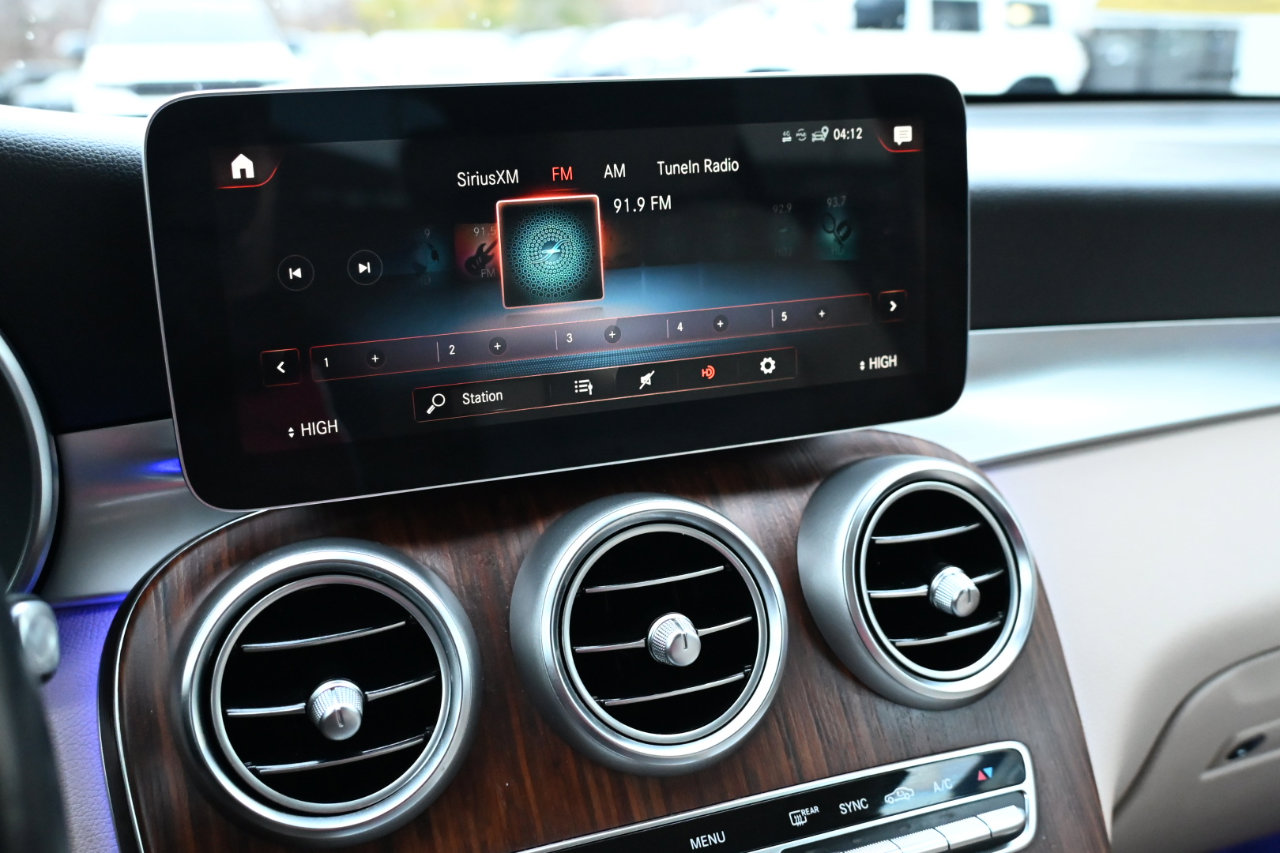 Used 2022 Mercedes-Benz GLC 300 4MATIC image 20