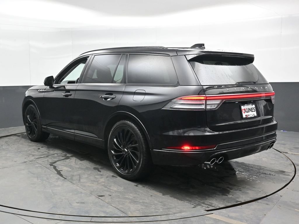 Used 2025 Lincoln Aviator Reserve w/ Equipment Group 201A image 11
