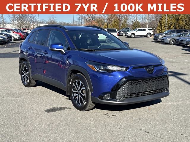 Used 2024 Toyota Corolla Cross SE w/ Moonroof Package