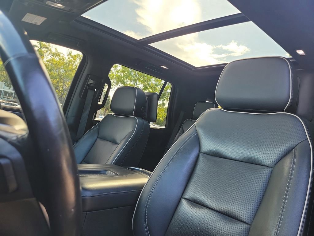 Used 2021 GMC Yukon SLT w/ SLT Premium Package RWD image 26