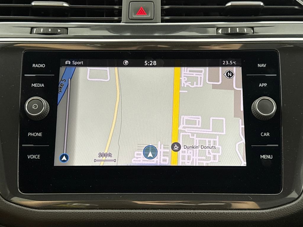 Used 2022 Volkswagen Tiguan SEL R-Line image 14