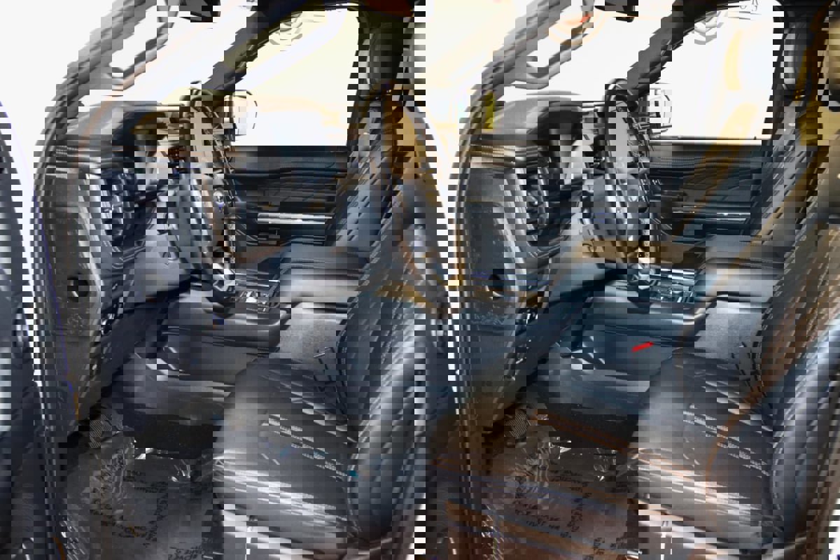 Used 2023 Ford Expedition Max Platinum image 39