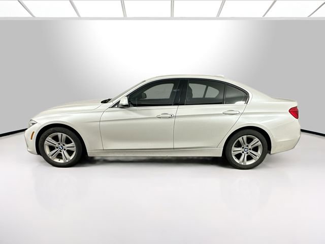 Used 2017 BMW 330i xDrive Sedan image 10