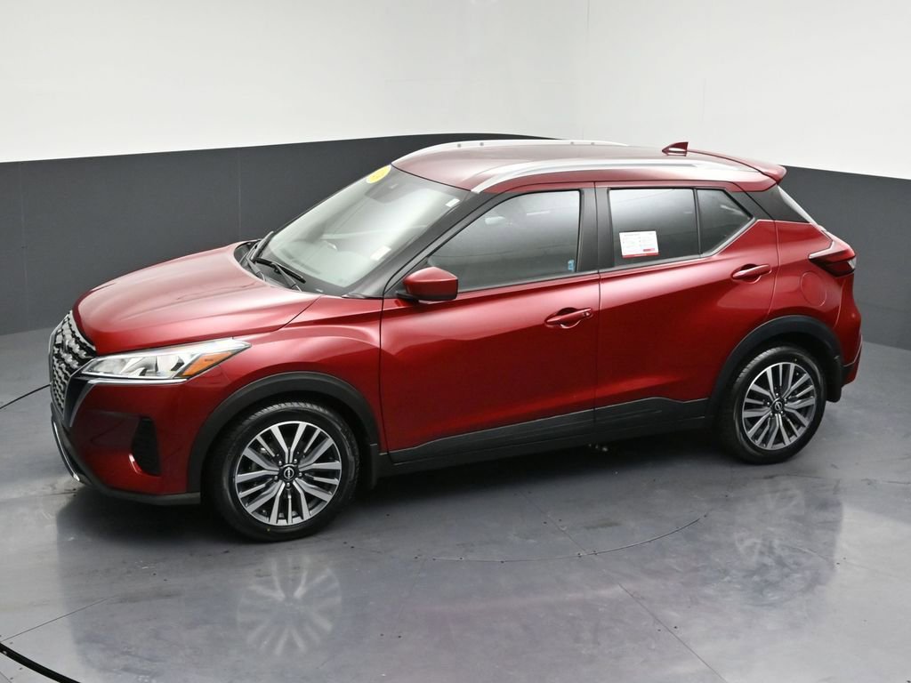 Used 2023 Nissan Kicks SV image 23