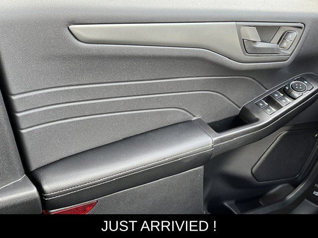 Used 2023 Ford Escape Active w/ Tech Pack #1 AWD/4WD image 28