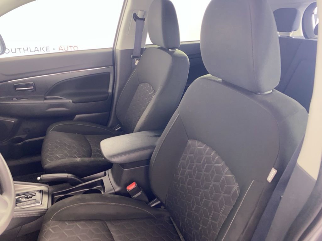 Used 2023 Mitsubishi Outlander Sport ES image 12