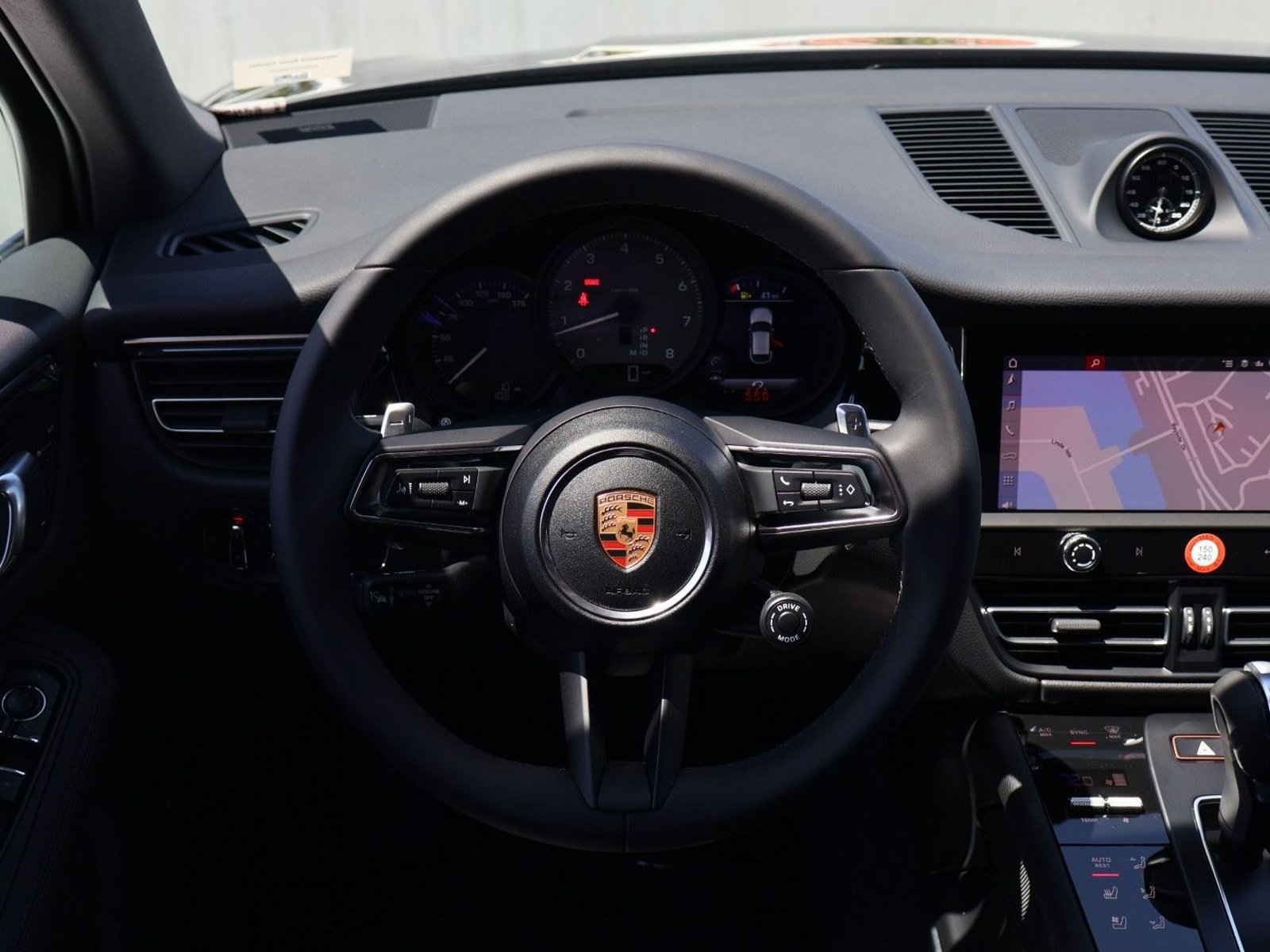 New 2026 Porsche Macan S AWD/4WD image 15