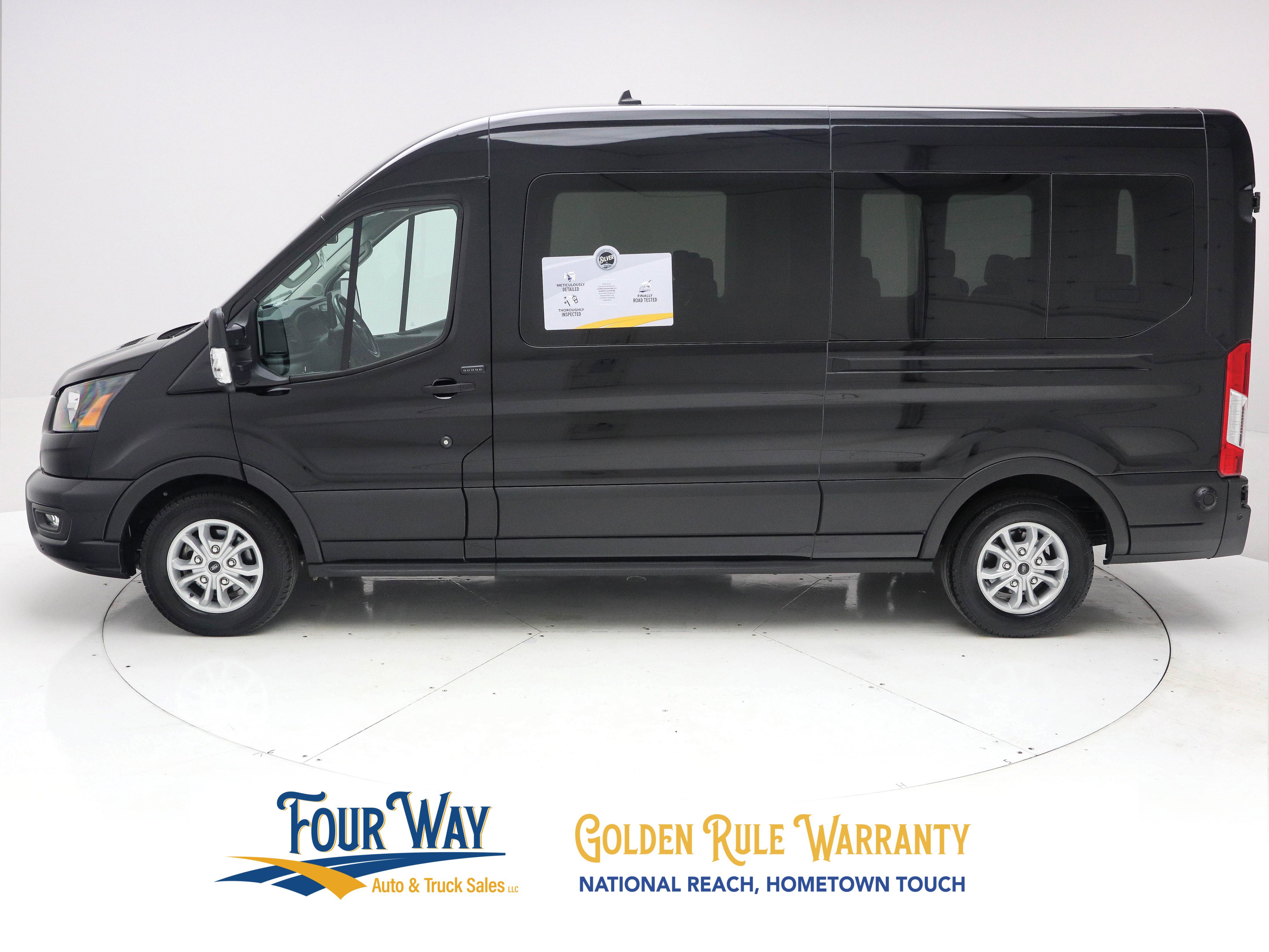 Used 2024 Ford Transit 350 XLT RWD image 7