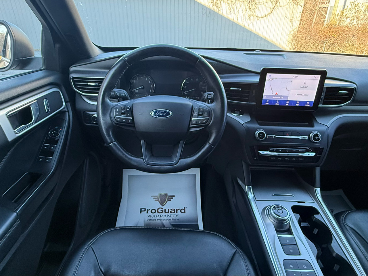 Used 2020 Ford Explorer XLT w/ Equipment Group 202A image 13