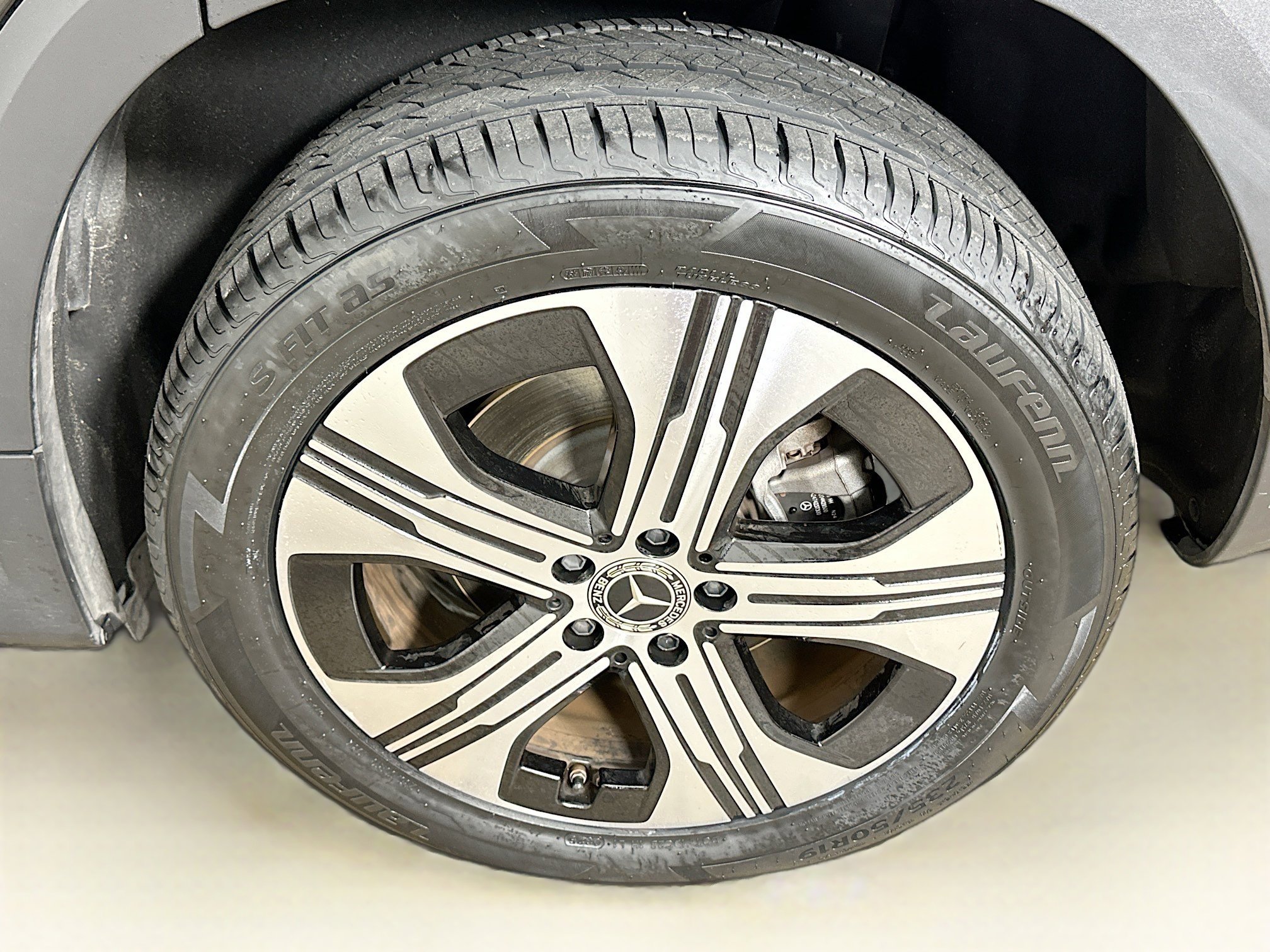 Used 2024 Mercedes-Benz EQB 250+ image 11