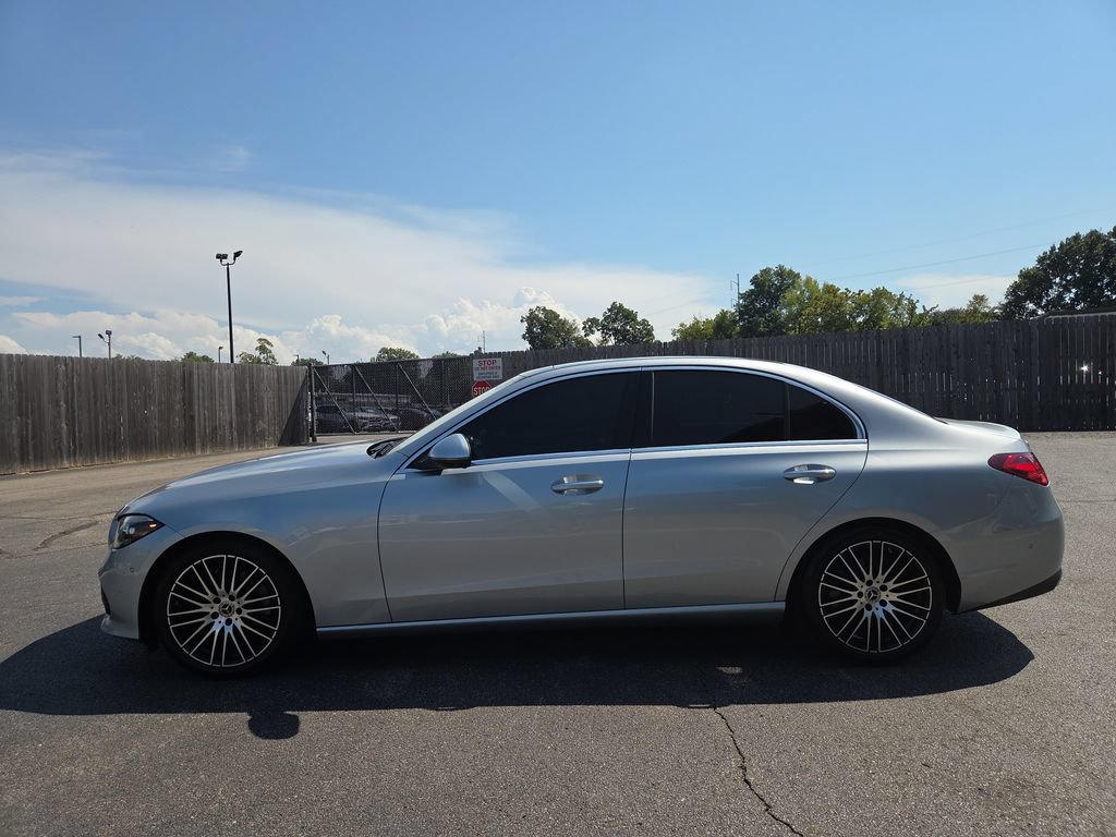 Certified 2022 Mercedes-Benz C 300 4MATIC Sedan image 2
