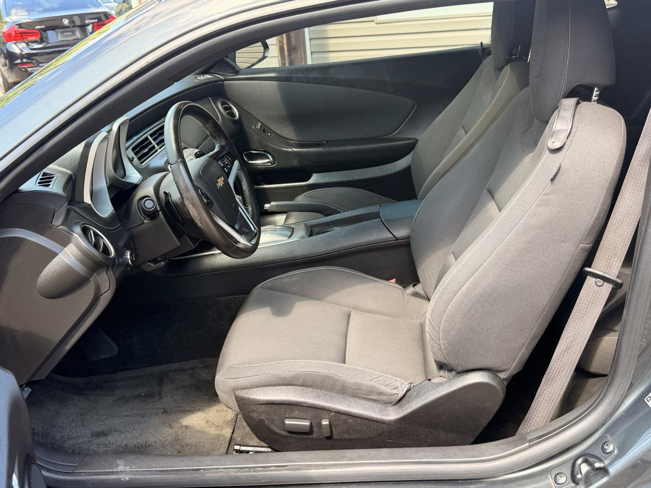Used 2015 Chevrolet Camaro LT RWD image 17