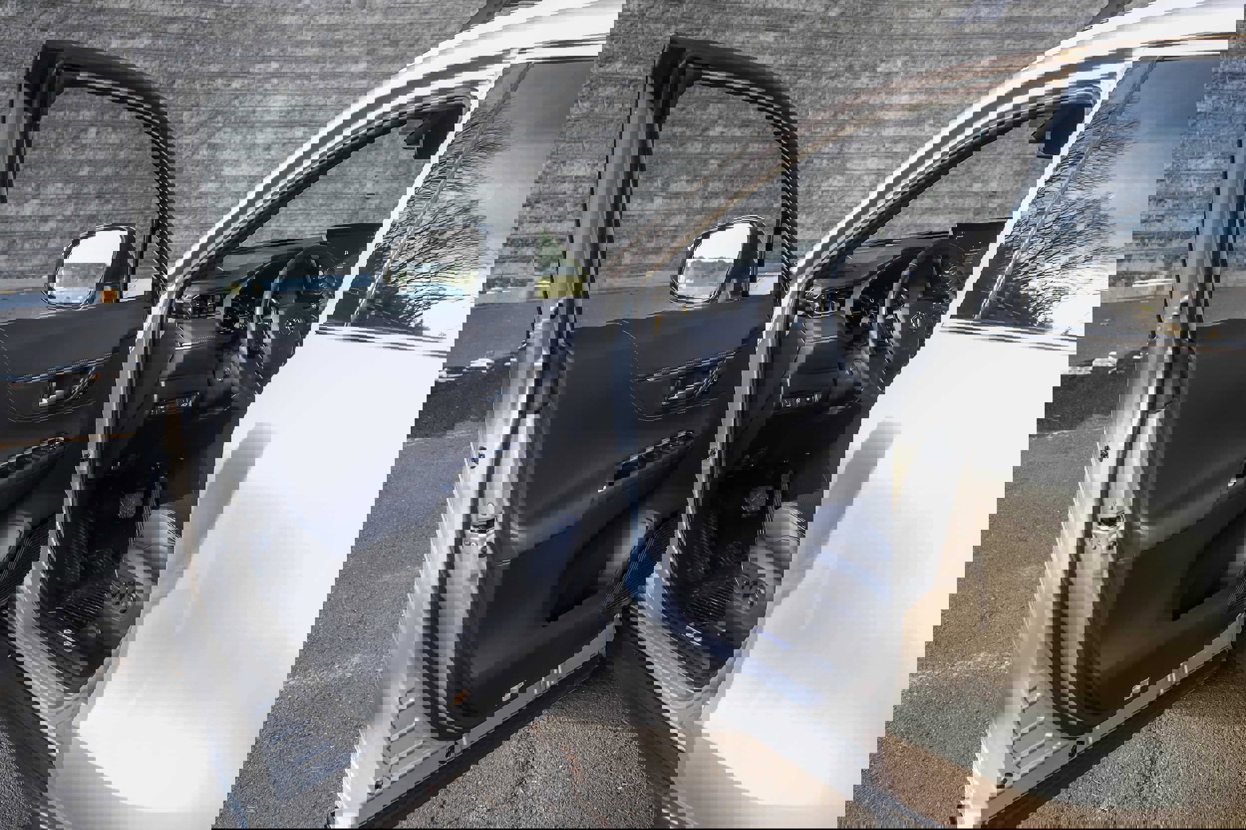 Certified 2024 Toyota Venza Limited image 23