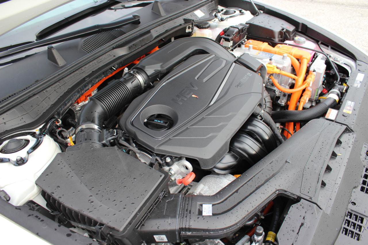 Used 2026 Hyundai Sonata Blue FWD image 12