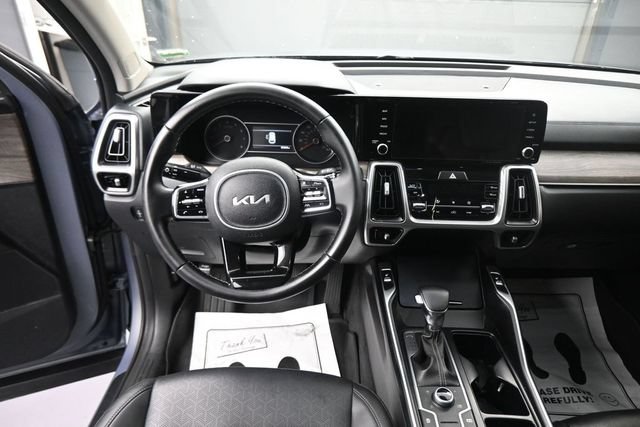 Used 2022 Kia Sorento S w/ Panoramic Sunroof Package AWD/4WD image 22