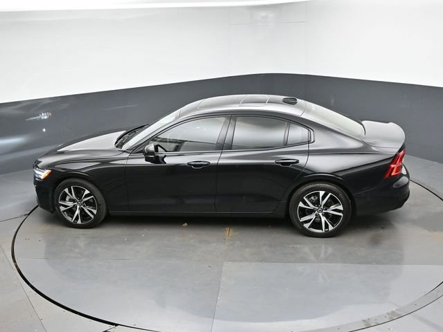 Used 2025 Volvo S60 B5 Plus AWD/4WD image 45