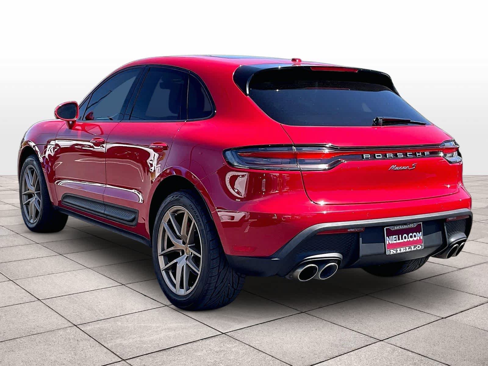 Used 2022 Porsche Macan S AWD/4WD image 14