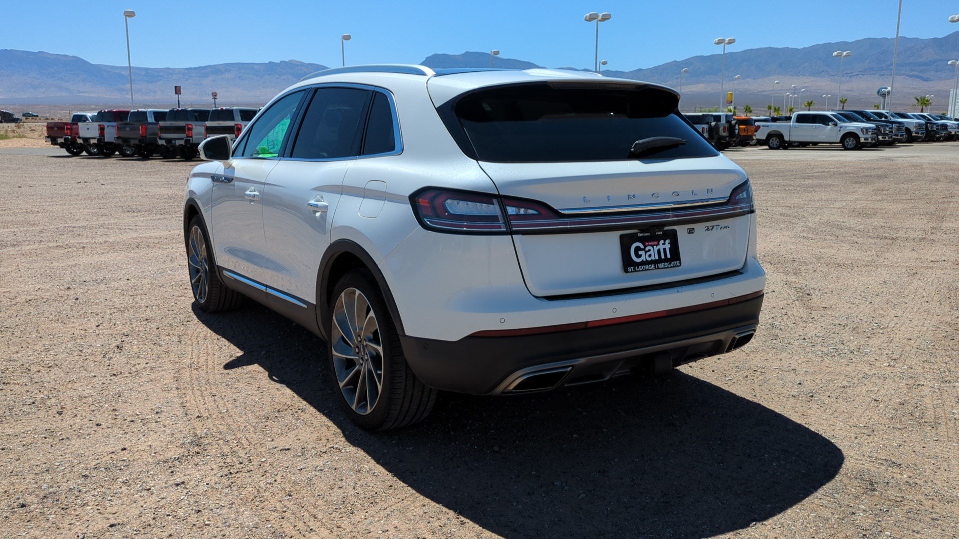 Used 2020 Lincoln Nautilus Reserve w/ Equipment Group 202A AWD/4WD image 5