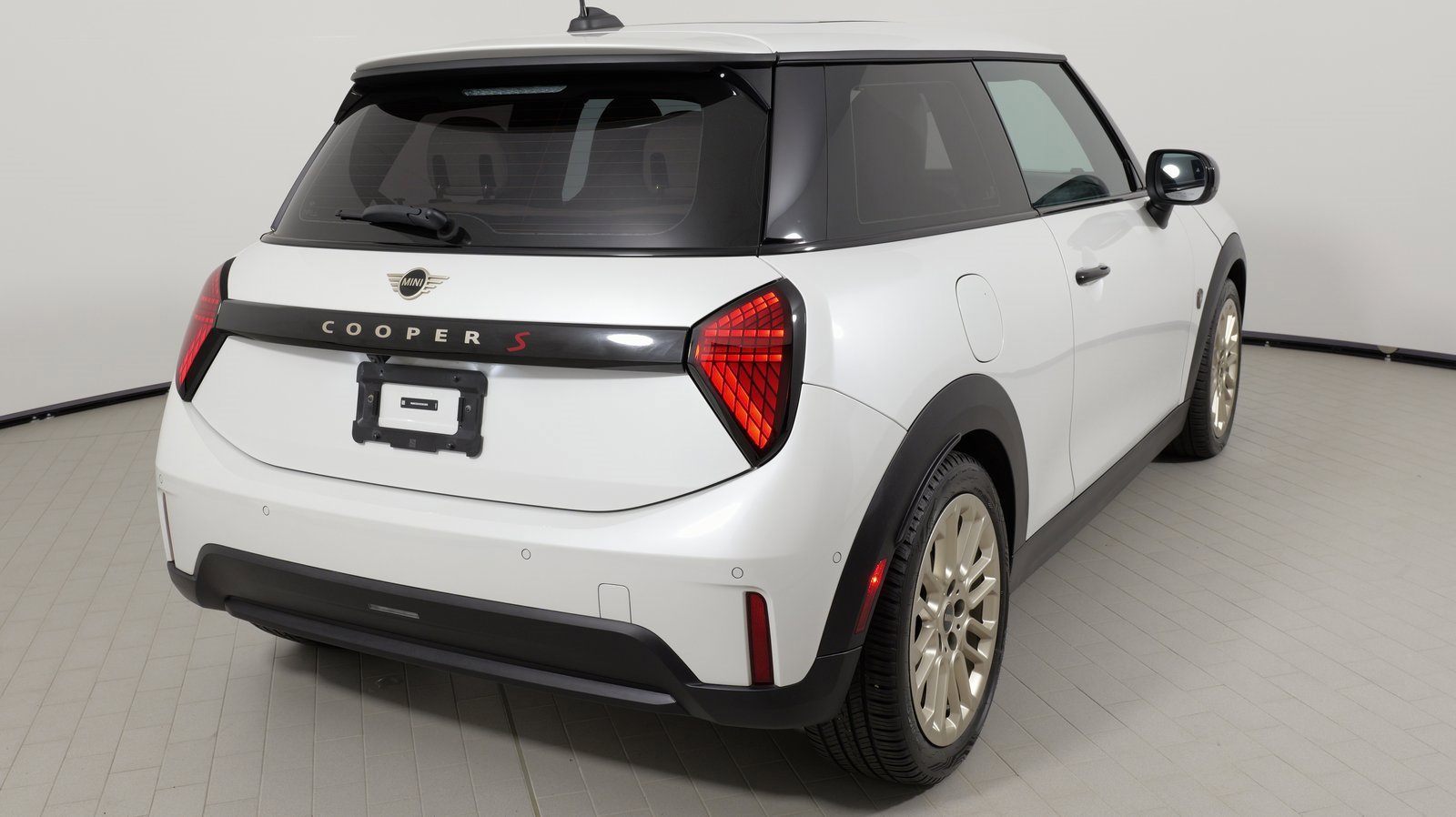 Used 2025 MINI Cooper S image 13