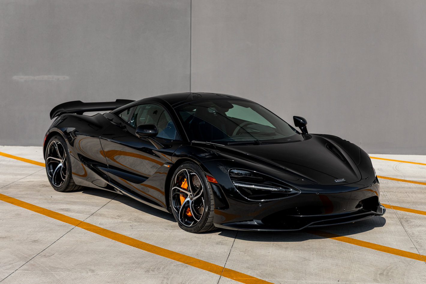 Used 2024 McLaren 750S image 32