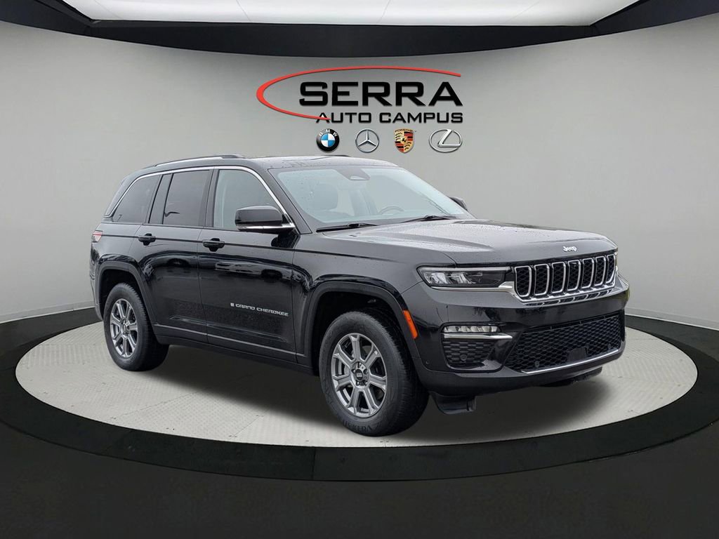 Used 2023 Jeep Grand Cherokee Limited w/ Luxury Tech Group II AWD/4WD image 1