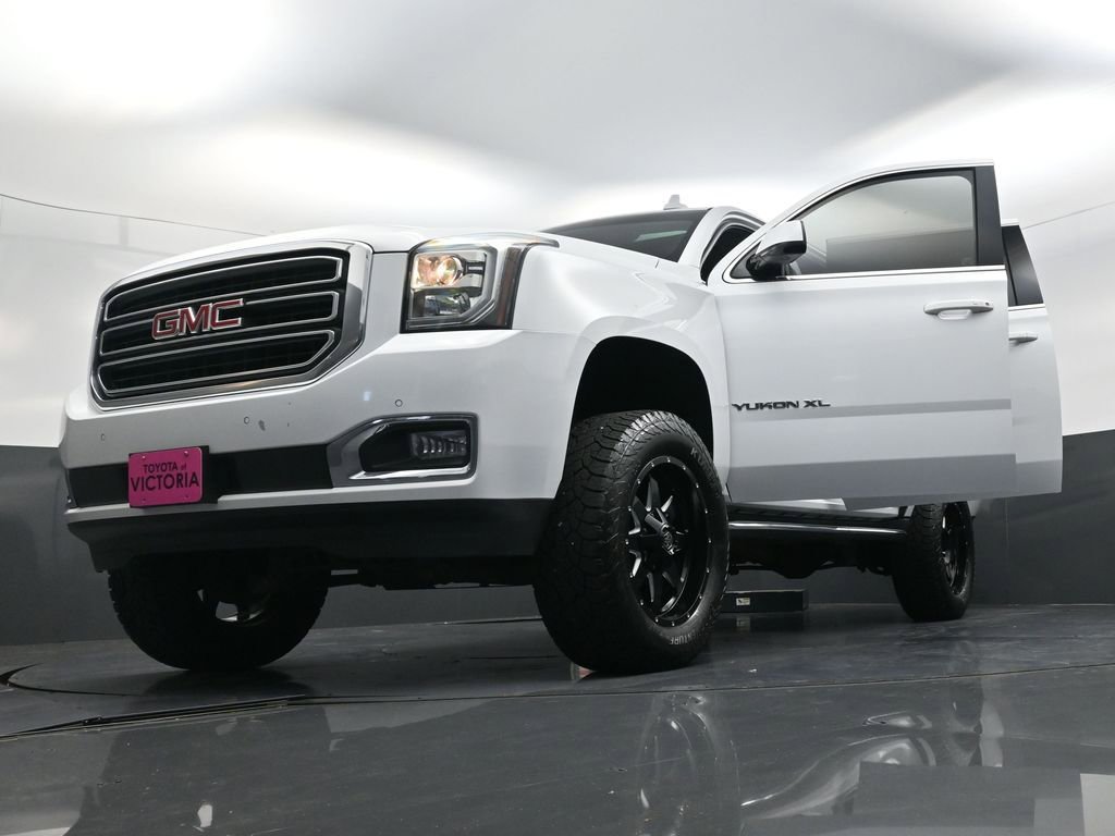 Used 2020 GMC Yukon XL SLT image 28