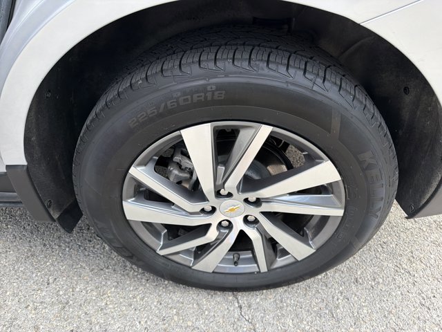 Used 2022 Chevrolet Equinox Premier w/ LPO, Floor Liner Package image 12