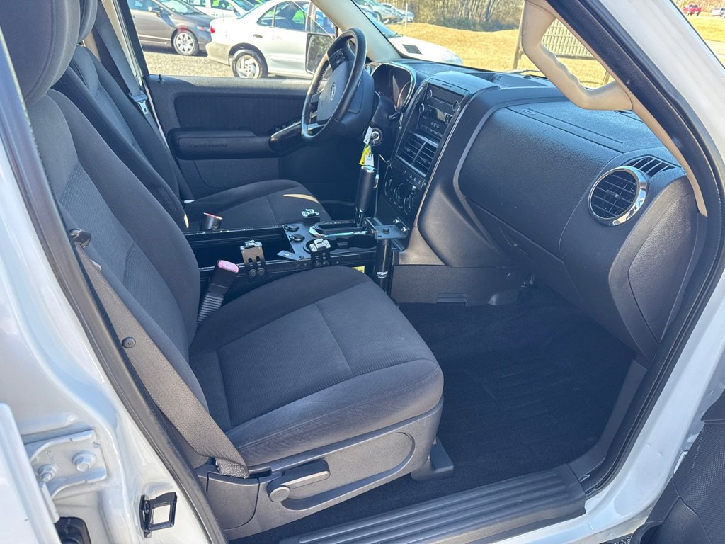 Used 2010 Ford Explorer XLT AWD/4WD image 20