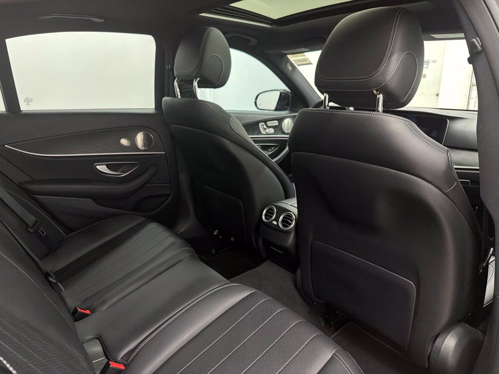 Used 2022 Mercedes-Benz E 350 Sedan image 29
