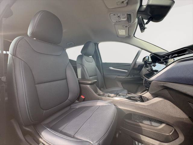 Used 2023 Chevrolet Bolt EUV Premier FWD image 24