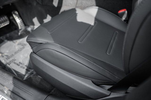 New 2026 Mercedes-Benz E 53 AMG e 4MATIC Sedan image 28