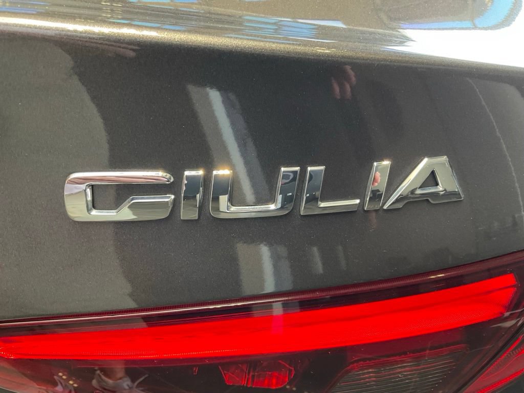 Used 2022 Alfa Romeo Giulia Ti w/ Active Assist Plus Package AWD/4WD image 23