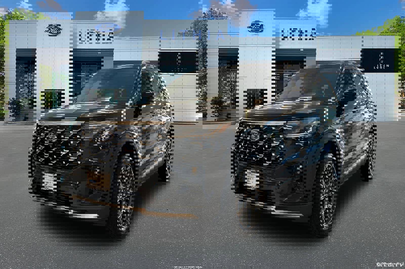 New 2025 Ford Explorer Platinum w/ Ultimate Package image 1