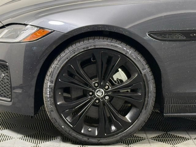 New 2024 Jaguar XF R-Dynamic SE AWD/4WD image 13