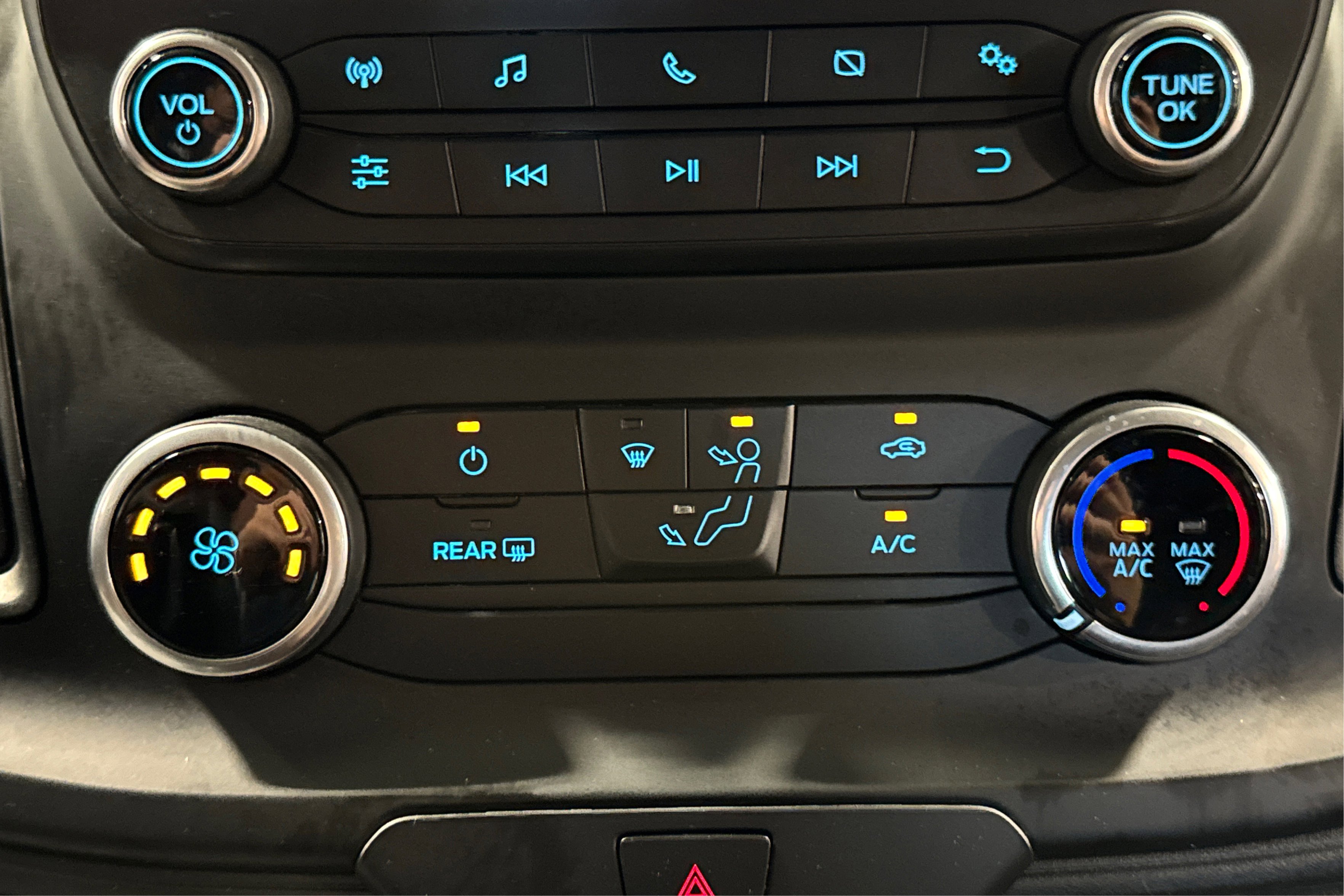 Used 2021 Ford Transit 250 Low Roof w/ Exterior Upgrade Package image 31