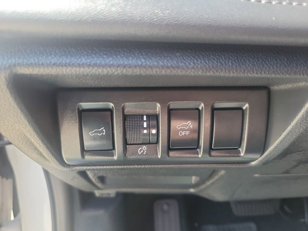 Used 2021 Subaru Outback Touring w/ Popular Package #2 image 29