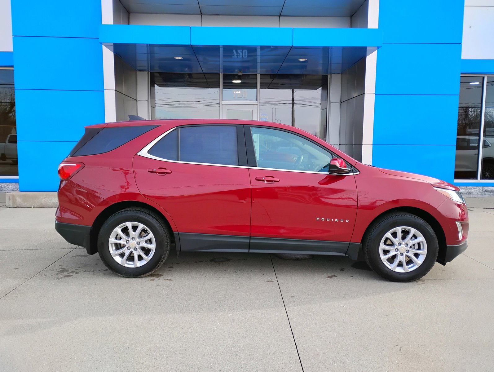 Used 2018 Chevrolet Equinox LT image 33