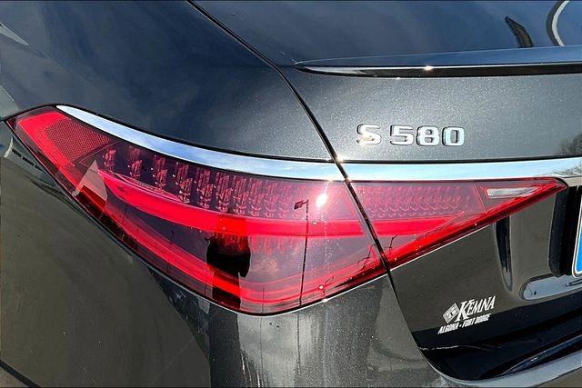 Used 2022 Mercedes-Benz S 580 4MATIC Sedan image 23