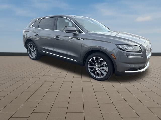 Certified 2023 Lincoln Nautilus Reserve image 9