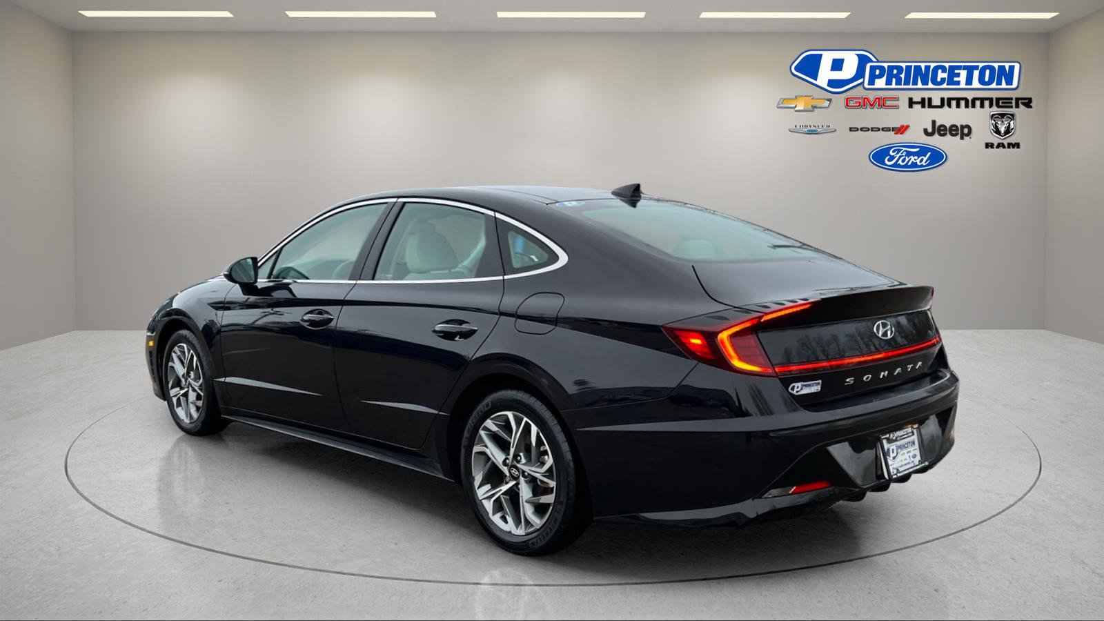 Used 2023 Hyundai Sonata SEL w/ Convenience Package image 6