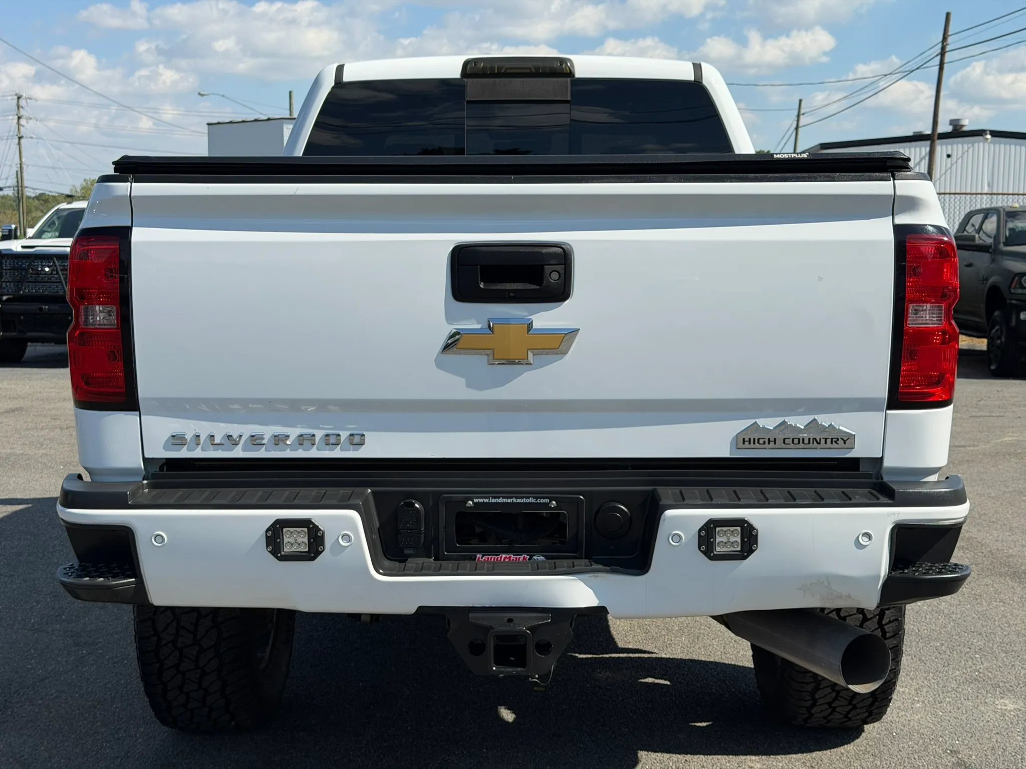 Used 2017 Chevrolet Silverado 2500 High Country w/ Duramax Plus Package AWD/4WD image 6