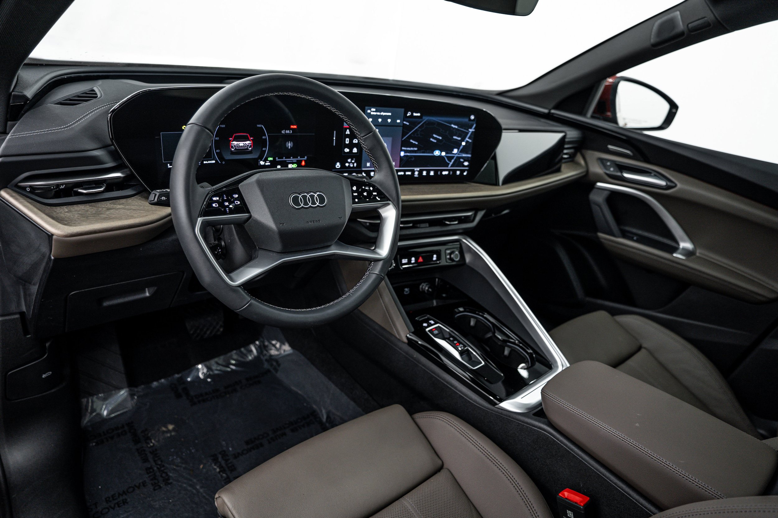 Used 2025 Audi Q5 Premium Plus w/ Premium Plus AWD/4WD image 10